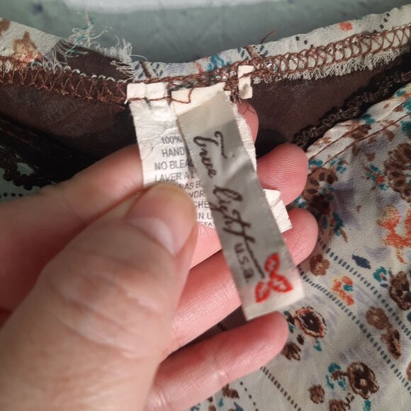 True Light Paisley Sheer Camisole Y2K style - Picture 6 of 10